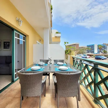 Апартаменты Casa Majos *